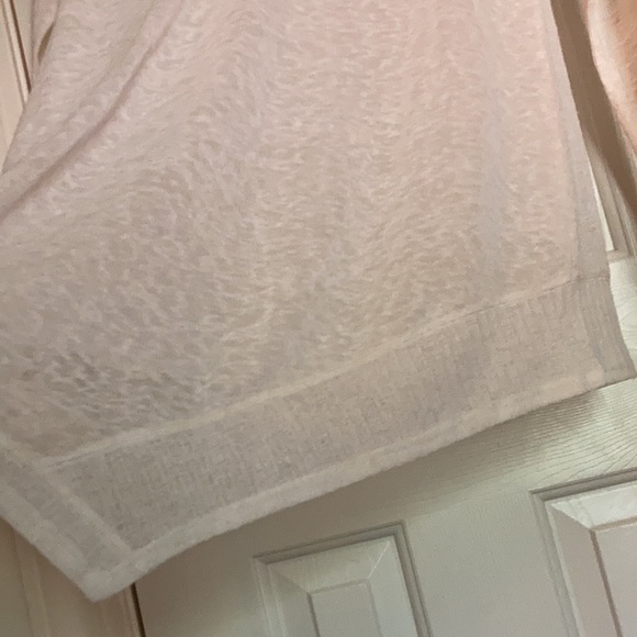 Like New! Anthropologie asymmetrical top - Picture 8 of 10